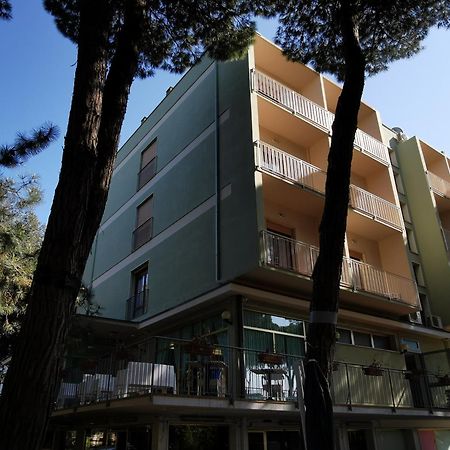 Hotel Pine Beach Rosolina Mare Luaran gambar