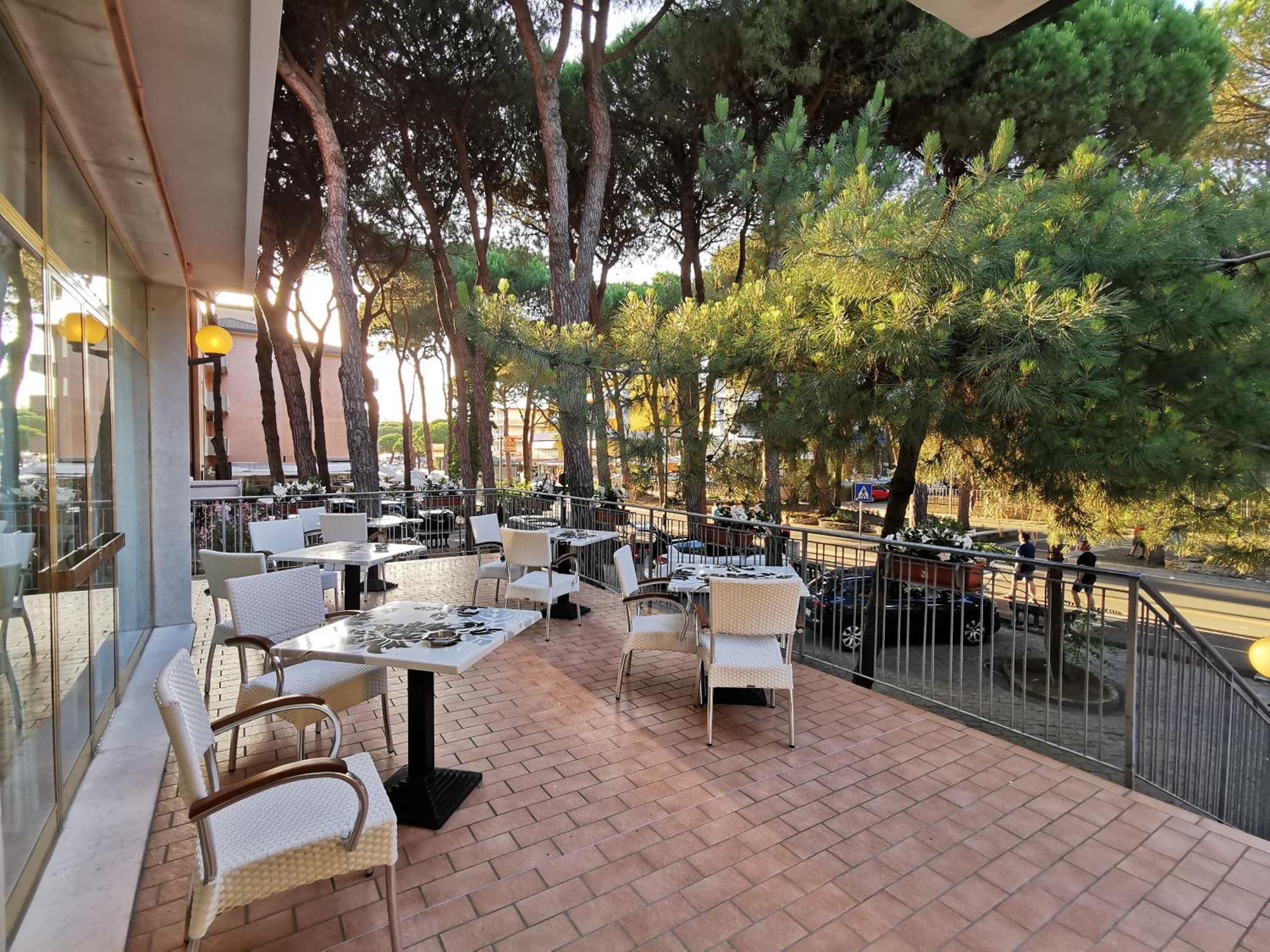 Hotel Pine Beach Rosolina Mare Luaran gambar